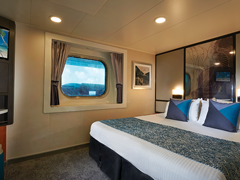 Ocean View Stateroom (Obstructed view)